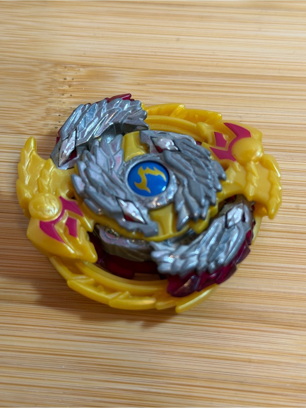 Beyblade Burst SwitchStrike Luinor L3 - Nightmare Longinus Takara Tomy Version